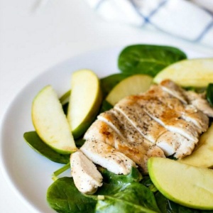 Apple Spinach Chicken