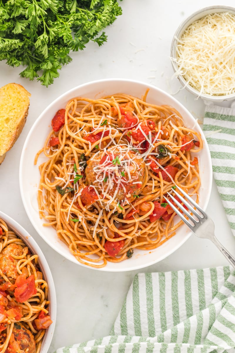 Allergisch Bestuiven krokodil Spaghetti with Turkey Meatballs - Recipe Girl