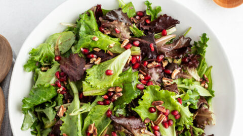Mixed Green Salad with Pomegranate Seeds, Feta and Pecans – The