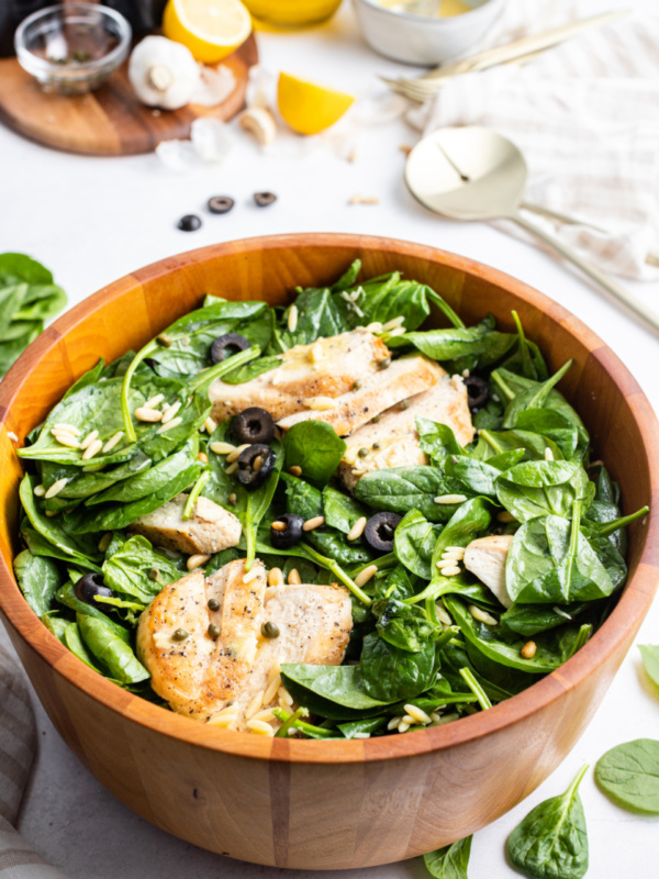 wooden bowl of chicken florentine salad