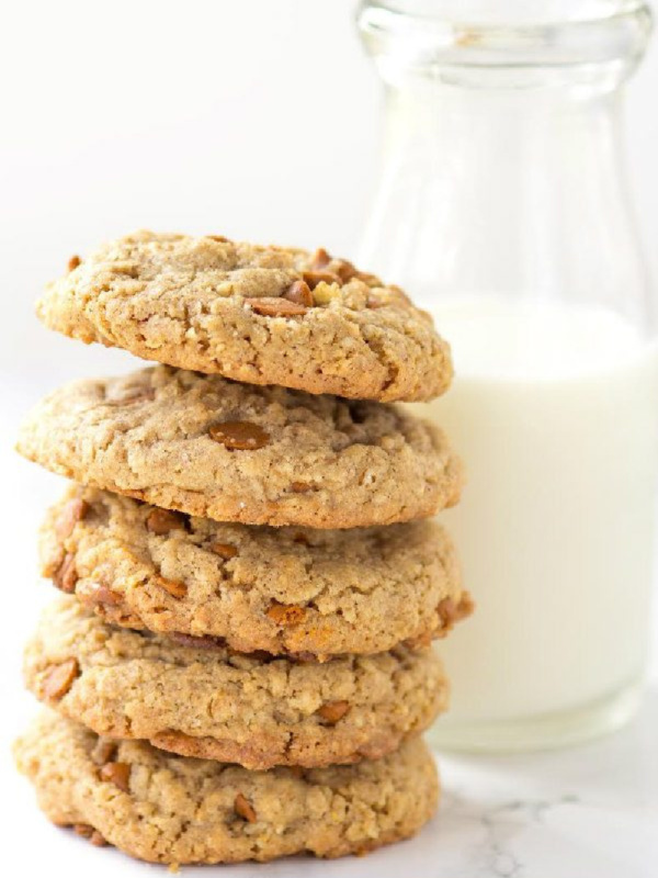 spicy cinnamon oatmeal cookies stacked