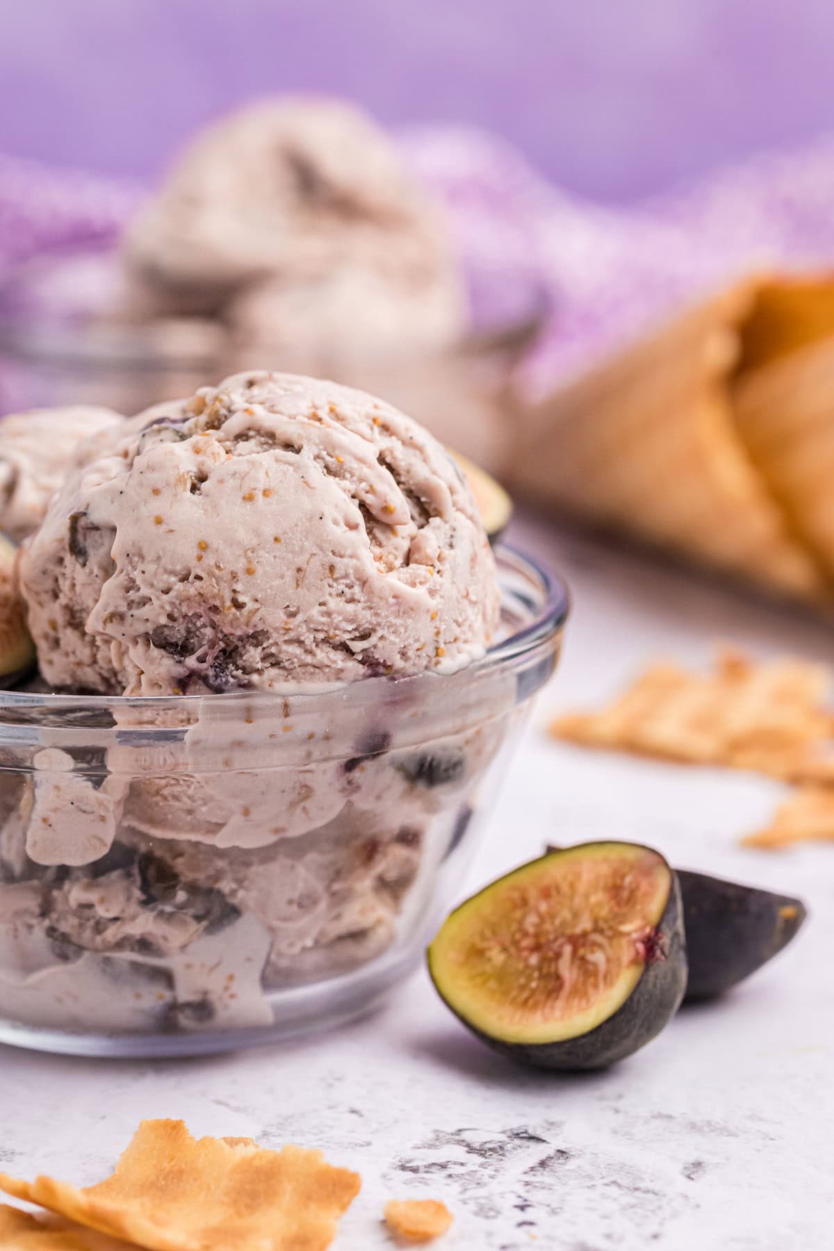 fresh fig ice cream in bowl