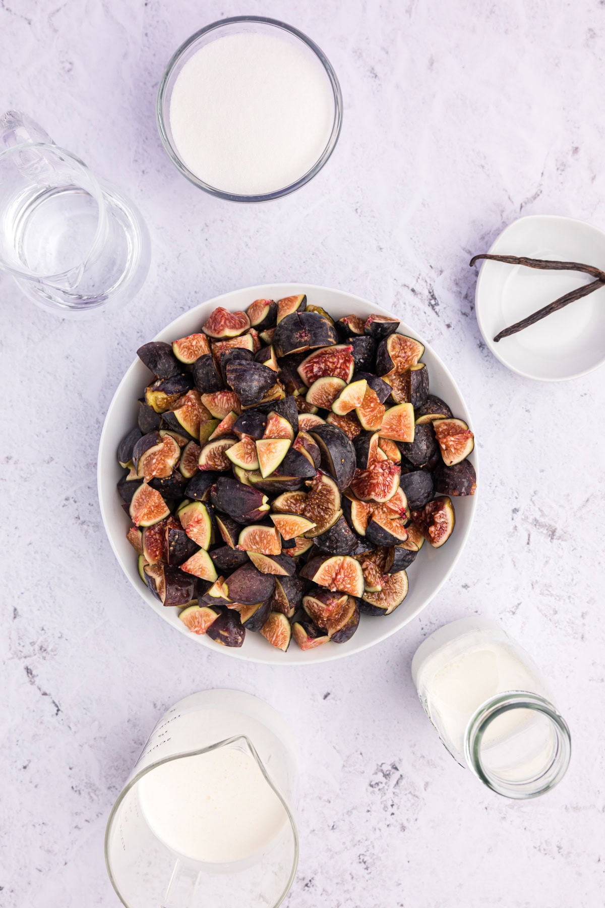 ingredients for fresh fig ice cream