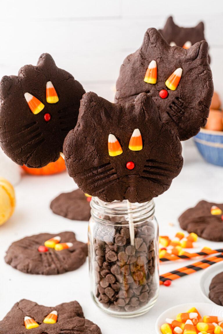 Black Cat Cookies - Recipe Girl