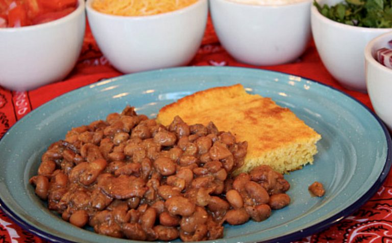 Pioneer Woman S Beans And Cornbread Recipe Girl