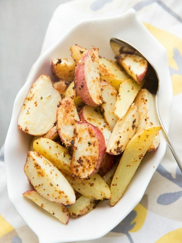 dish of mustard roasted potatoes