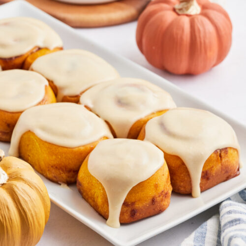 Pumpkin Spice Cinnamon Rolls with Maple Icing - Sarah's Day Off