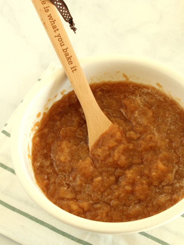 Crock Pot Applesauce in a bowl