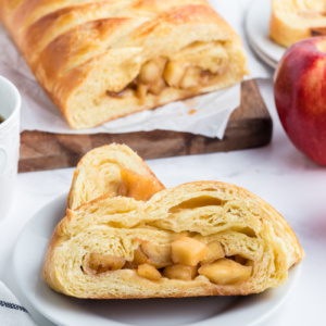 danish braid with apple filling