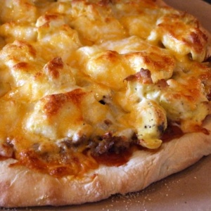 Sausage and Scrambled Egg Pizza - Recipe Girl