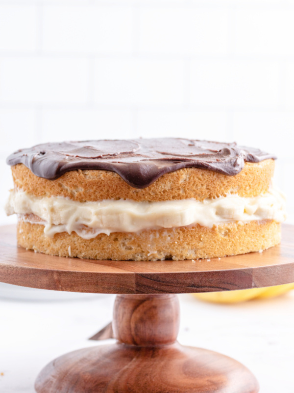 boston banana cream pie on a cake plate