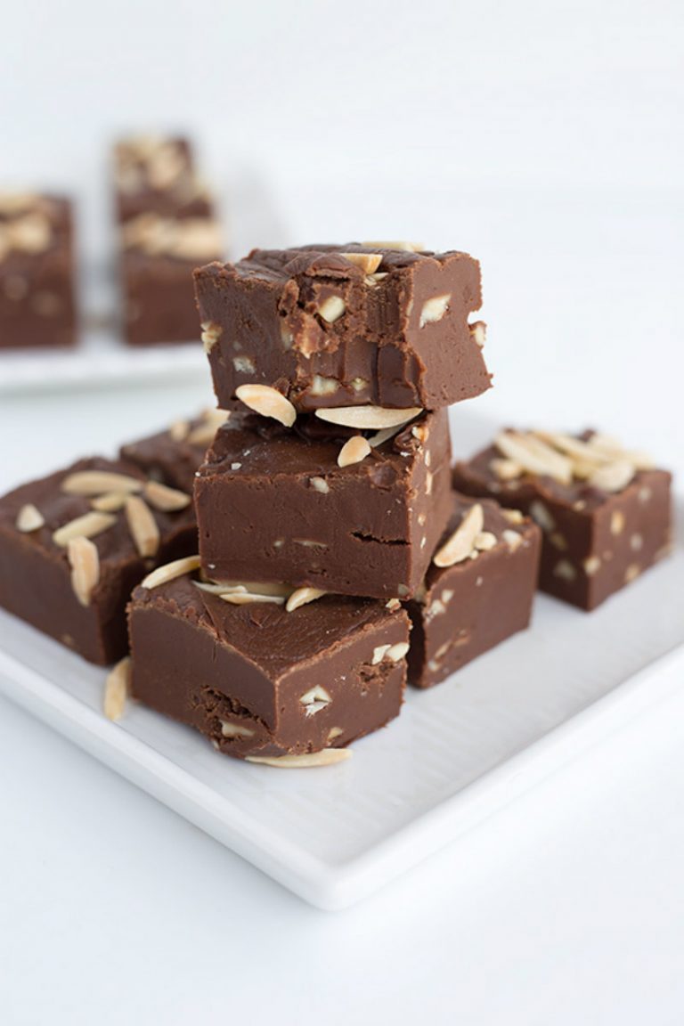 Chocolate Toasted Almond Fudge - Recipe Girl