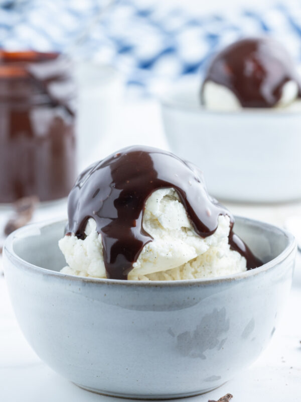 hot fudge sundae