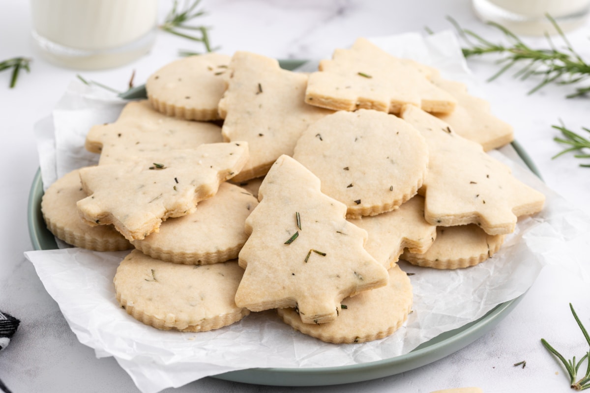 Rosemary Shortbread Cookies – Recipe Girl