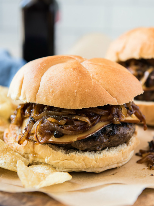 bacon bit burger served with potato chips