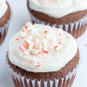 pinterest image for chocolate cupcakes with peppermint icing