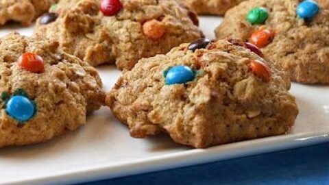 https://www.recipegirl.com/wp-content/uploads/2009/01/Cookies-1-1-480x270.jpg