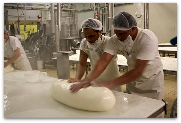 How Auricchio Italy Make to - - Provolone Cheese