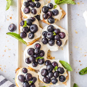 blueberry dessert bruschetta on a platter