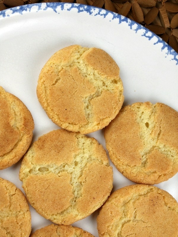 snickerdoodles on a plate