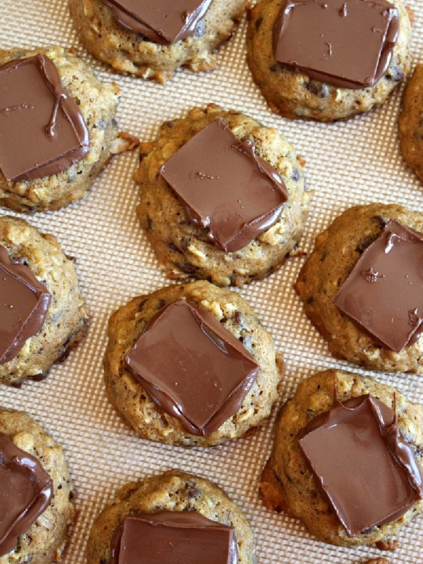 pumpkin oatmeal candy bar cookies