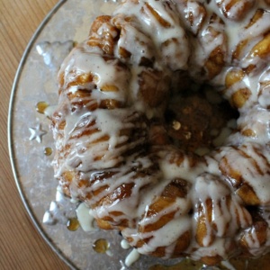 Eggnog Monkey Bread