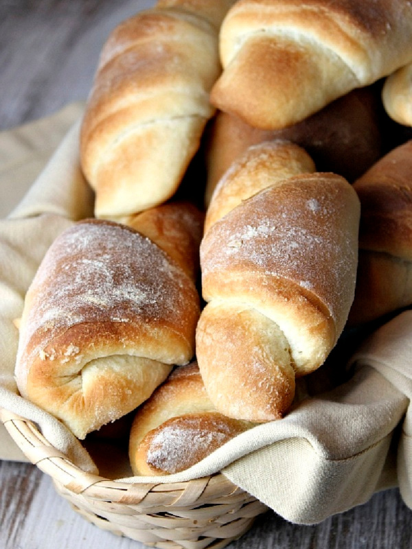 crescent dinner rolls in a basket