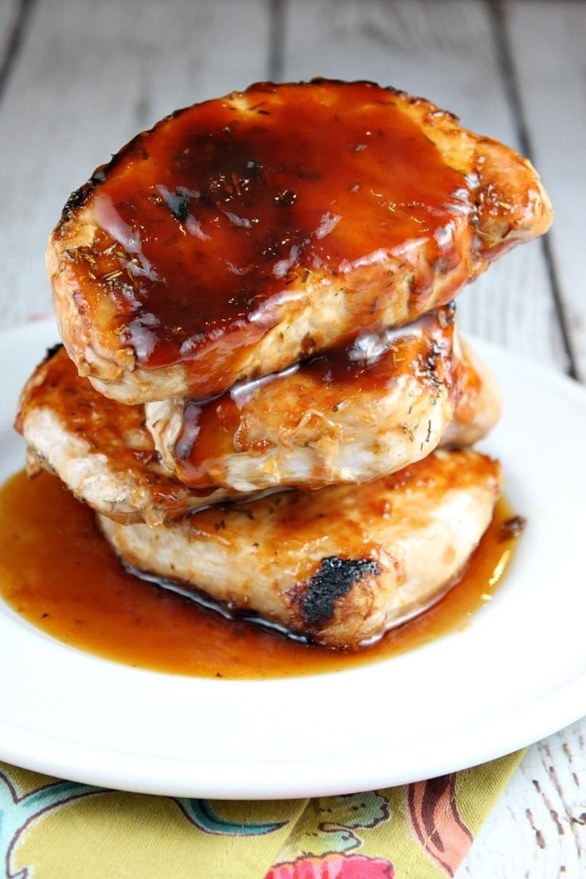 https://www.recipegirl.com/wp-content/uploads/2014/01/Barbecued-Pork-Chops.jpeg