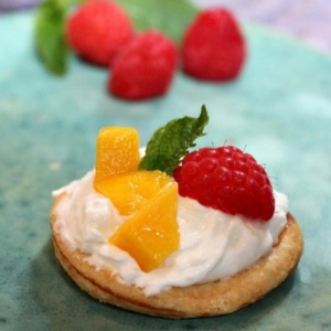 Raspberry Mango Dessert Bruschetta