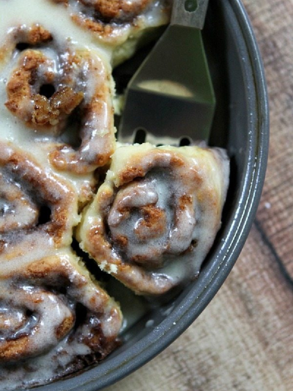 no yeast eggnog cinnamon rolls in a pan