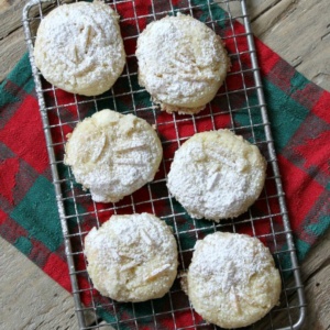 Almond Dream Cookies