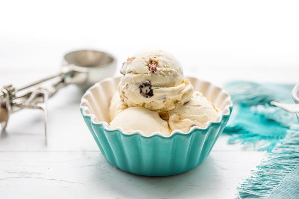 Best Homemade Ice Cream Recipes - Dash of Sanity