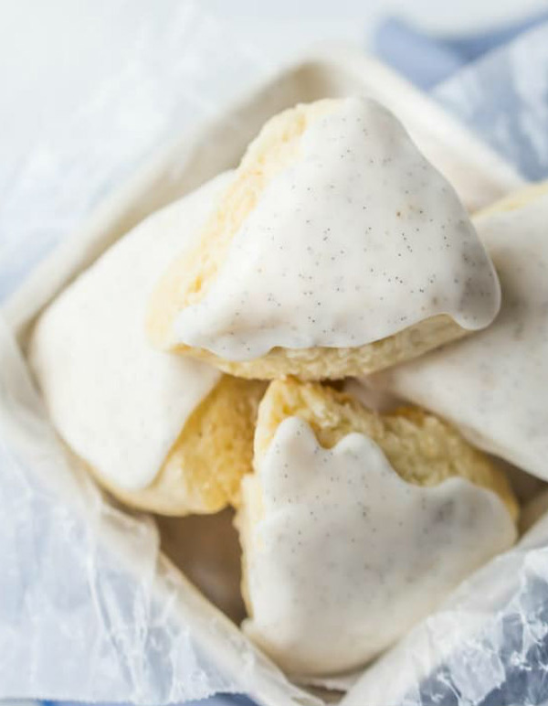 Vanilla Bean Scones in a display basket with a white background