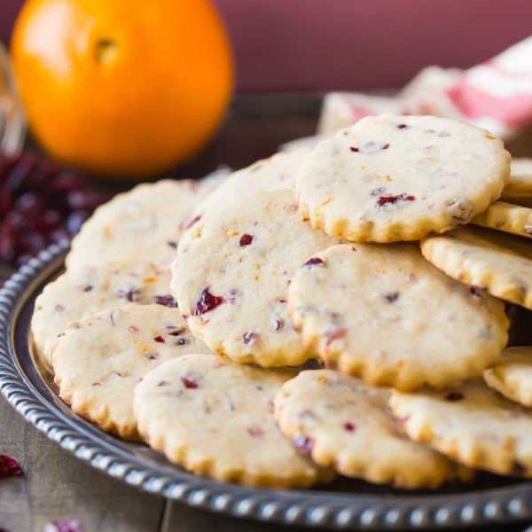 Cranberry Orange Shortbread Cookies by @bakingamoment