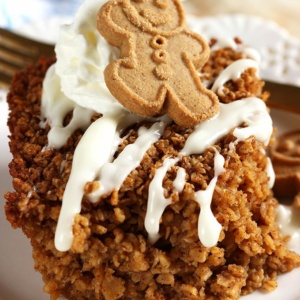 Gingerbread Baked Oatmeal