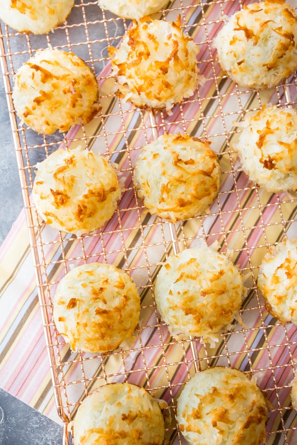 Easy Coconut Macaroons - Recipe Girl