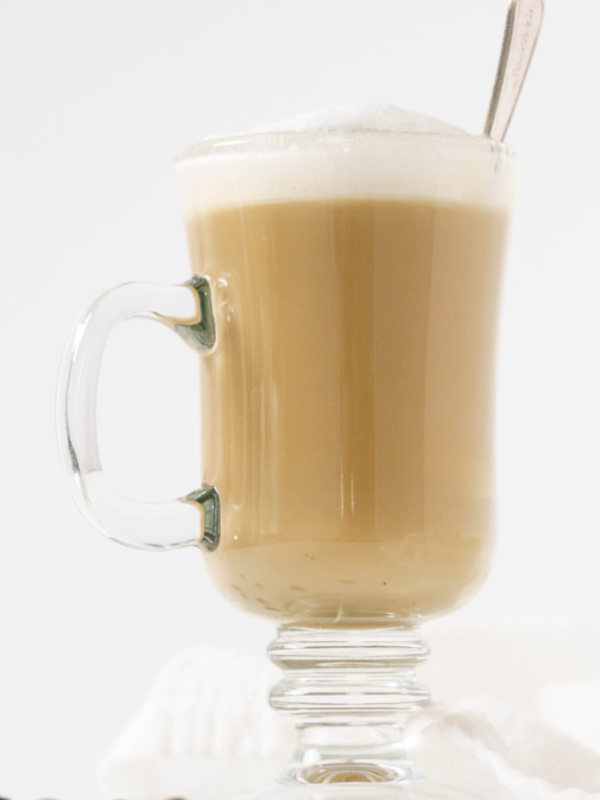 vanilla latte in glass mug