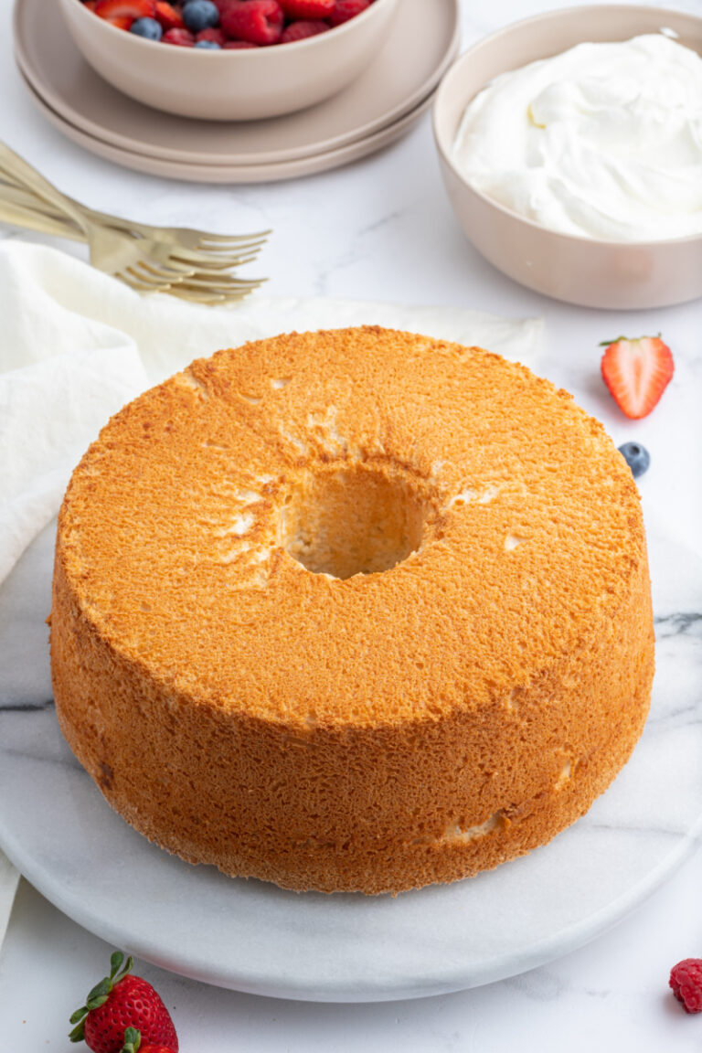 Classic Angel Food Cake Recipe Girl® 7098