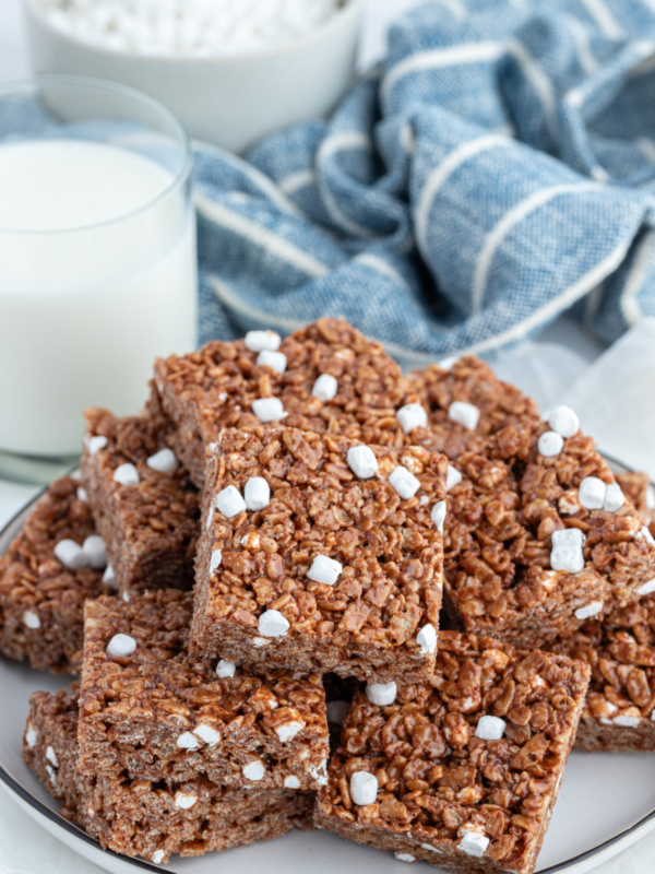 platter of hot cocoa rice krispie treats