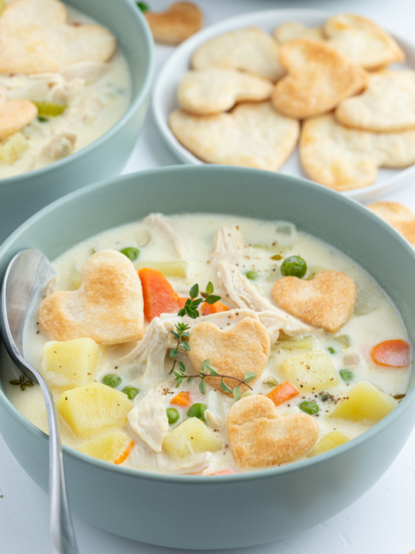 bowl of chicken pot pie soup