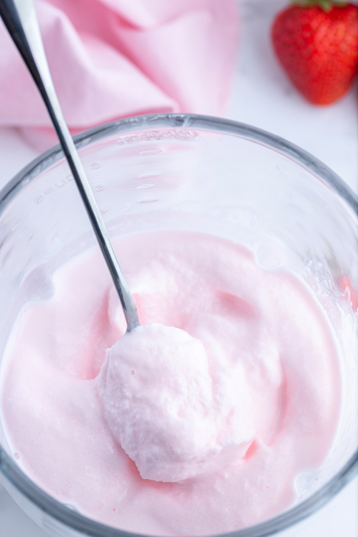 blender jar of copycat wendy's strawberry frosty