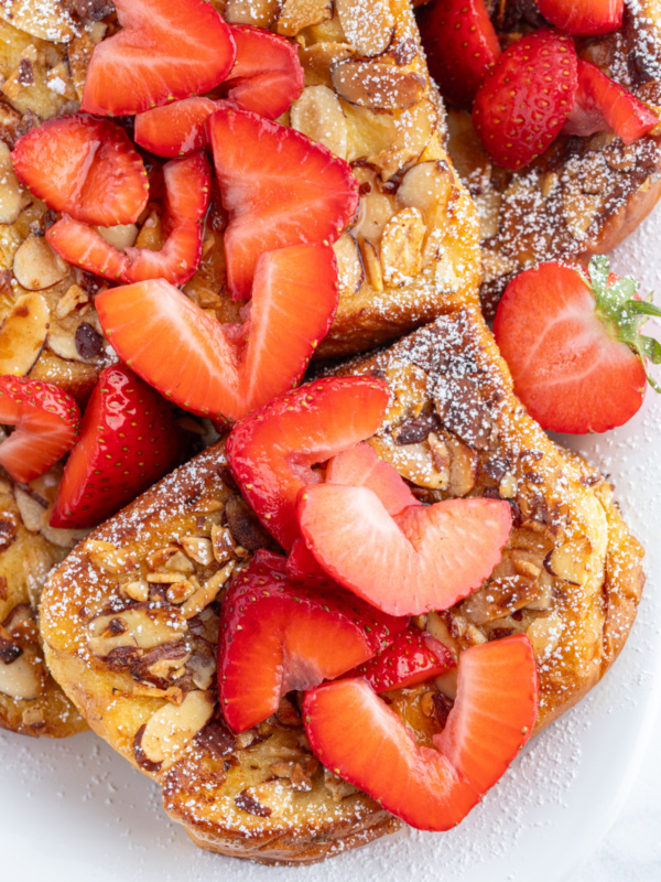 pain perdu topped with strawberries