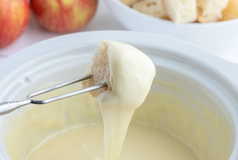 Classic Swiss Fondue