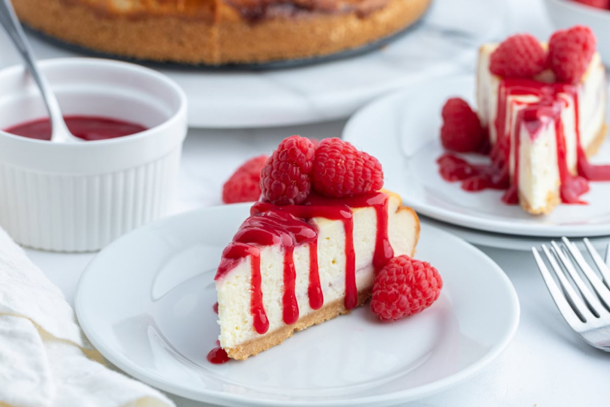 White Chocolate Raspberry Cheesecake