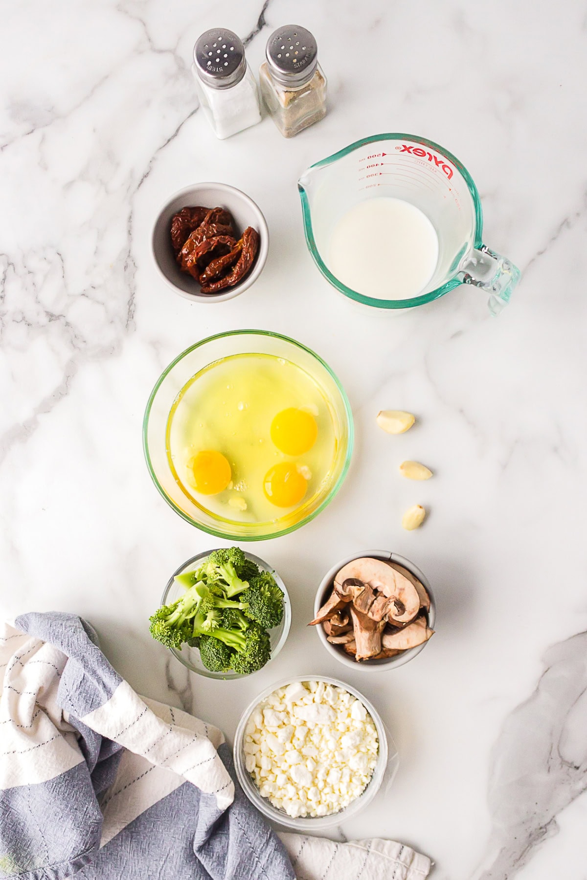 ingredients displayed for making egg scramble