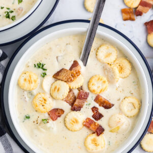 bowl of new england clam chowder